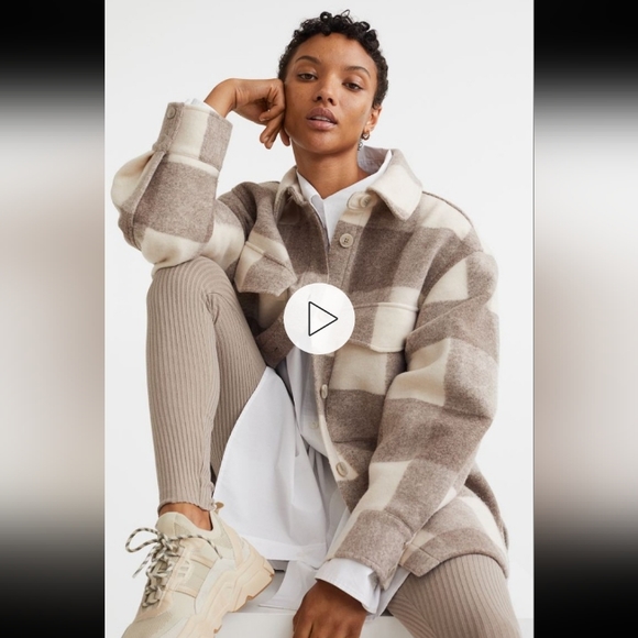 🆕️NWT H&M Oversized Shacket in 'Dark Beige/Checked', Size Medium - Picture 4 of 16